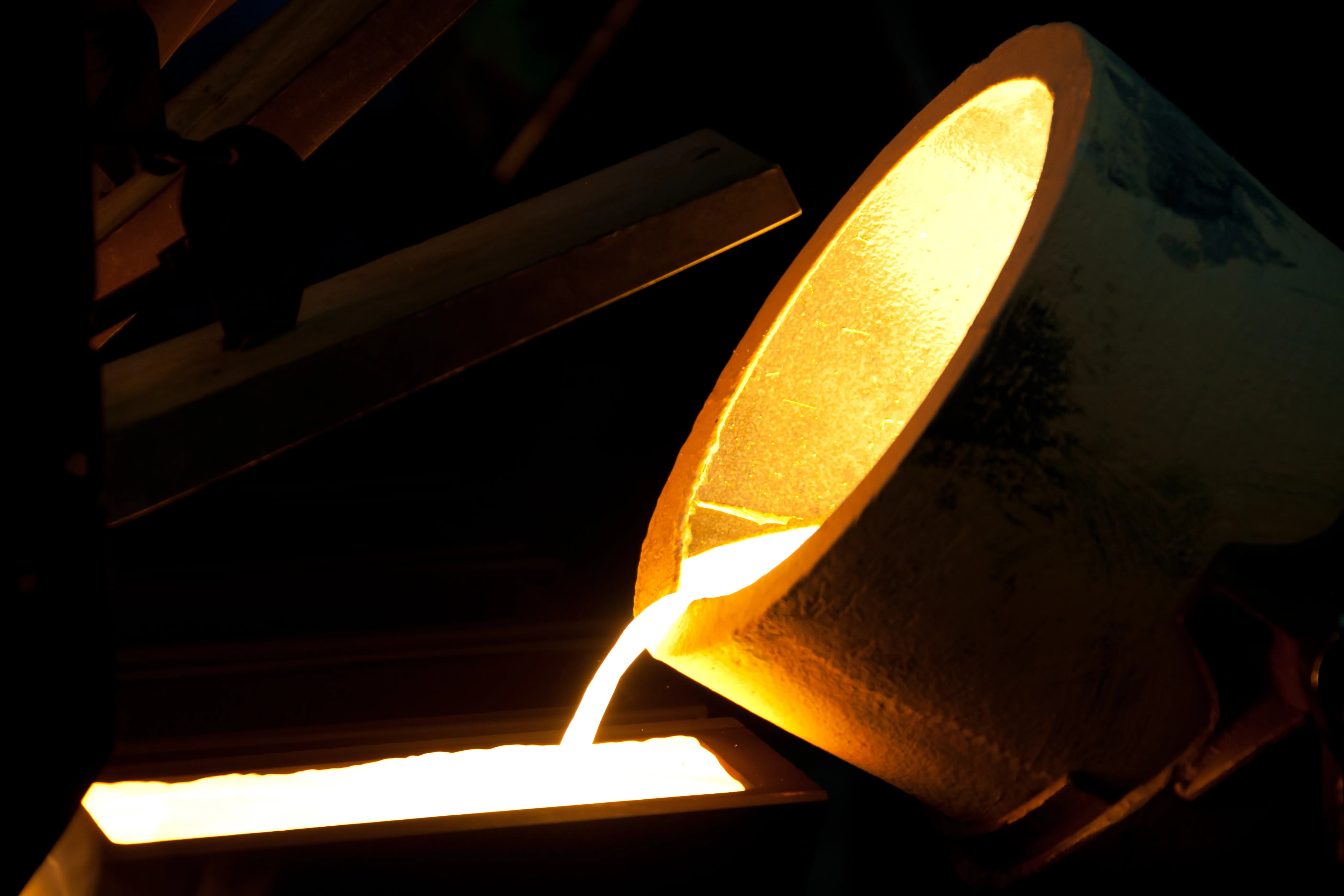 Gold smelting service at Aeterno Refinery Dubai UAE